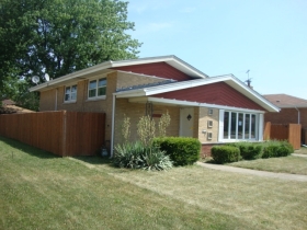 4524 W 102ND ST, OAK LAWN, IL 60453 