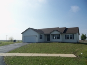 824 WATER STONE WA, MALTA, IL 60150 