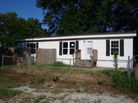 401 ARTHUR DR, CAHOKIA, IL 62206 