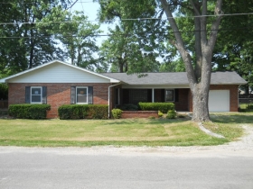 15 GLENCOE DR, BELLEVILLE, IL 62221 