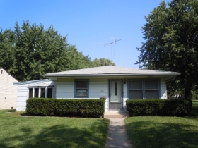 2014 20TH STREET, ZION, IL 60099 