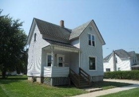 730 GARDEN ST, DEKALB, IL 60115 