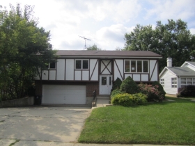 238 S ROHLWING RD, PALATINE, IL 60067 
