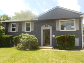 133 Ambassador Ave, Romeoville, IL 60446 