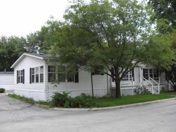 101 Club House Drive, Justice, IL 60458 