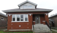 4909 West Cornelia Avenue, Chicago, IL 60641 