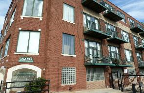 2222 W Diversey Ave Apt 202, Chicago, IL 60647 