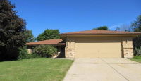6205 Walnut Grove Rd, Loves Park, IL 61111 