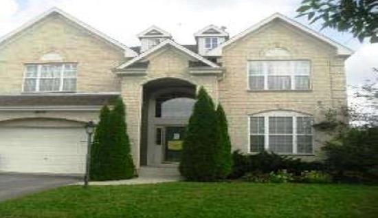 2337 Poets Ln, Algonquin, IL 60102 