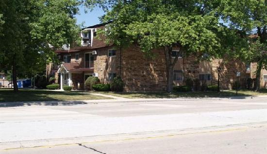 10530 Ridgeland Ave Apt 11, Chicago Ridge, IL 60415 