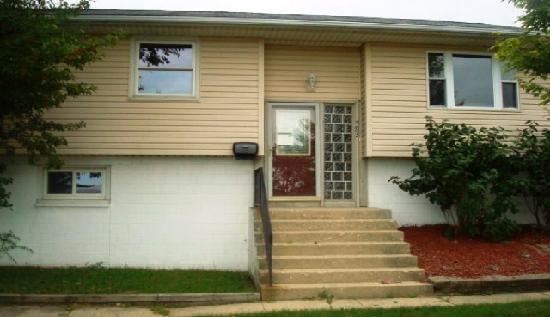 593 Belmont Dr, Romeoville, IL 60446 