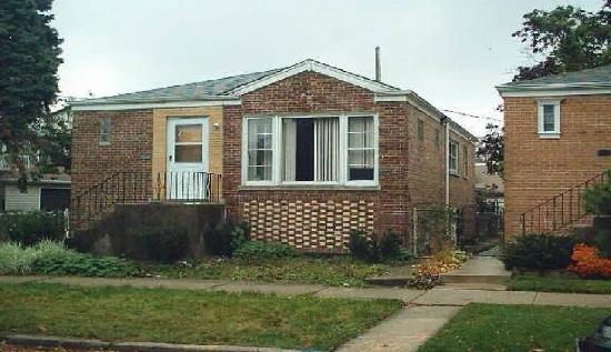 3700 North Spaulding Avenue, Chicago, IL 60618 