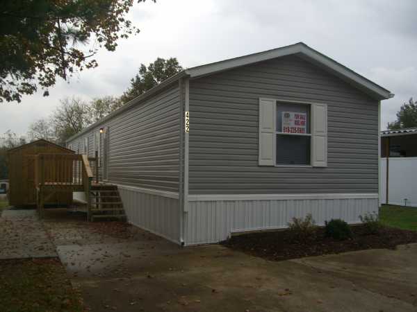 422 Arapaho Dr., Belleville, IL 62220 