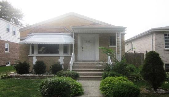 4554 S. Komensky Ave., Chicago, IL 60632 