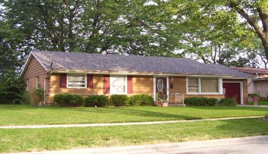 1318 Algonquin Drive, Elgin, IL 60120 