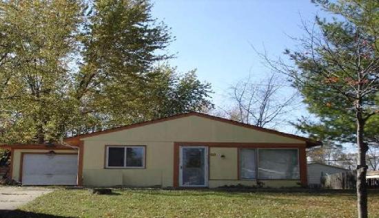 68 Amesbury Road, Montgomery, IL 60538 
