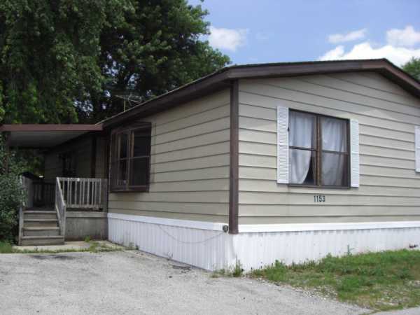 1153 Willow, Justice, IL 60458 