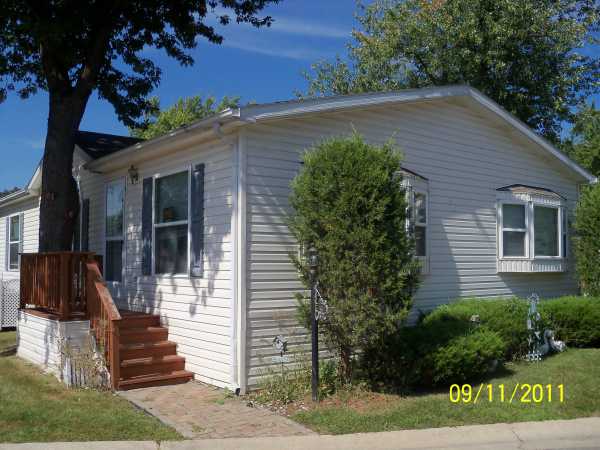 1074 Lakeview, Elgin, IL 60123 