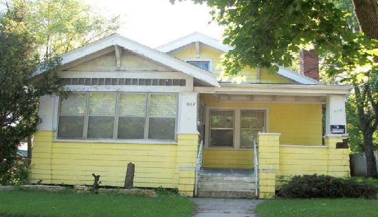 1619 North Court, Rockford, IL 61103 