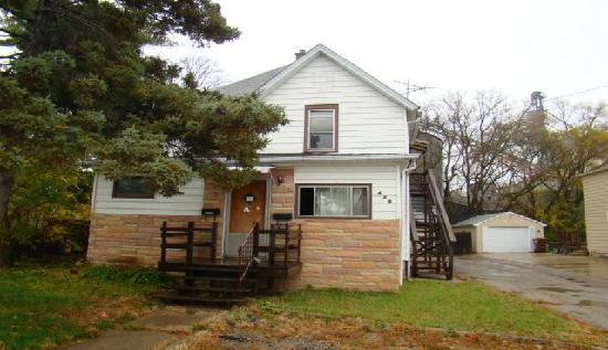 430 Washington Street, Woodstock, IL 60098 
