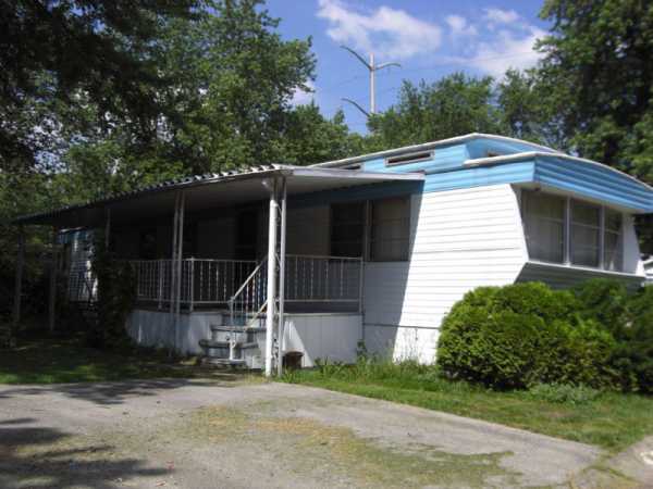 37 ELM, Justice, IL 60458 
