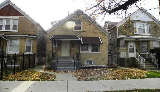 3543 West Pierce Avenue, Chicago, IL 60651 