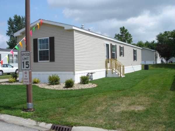 144 Flamingo, Beecher, IL 60401 