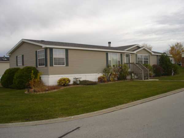 28 Cynthia, Beecher, IL 60401 