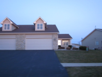 490 Prairie Knoll Dr, Poplar Grove, IL 61065 