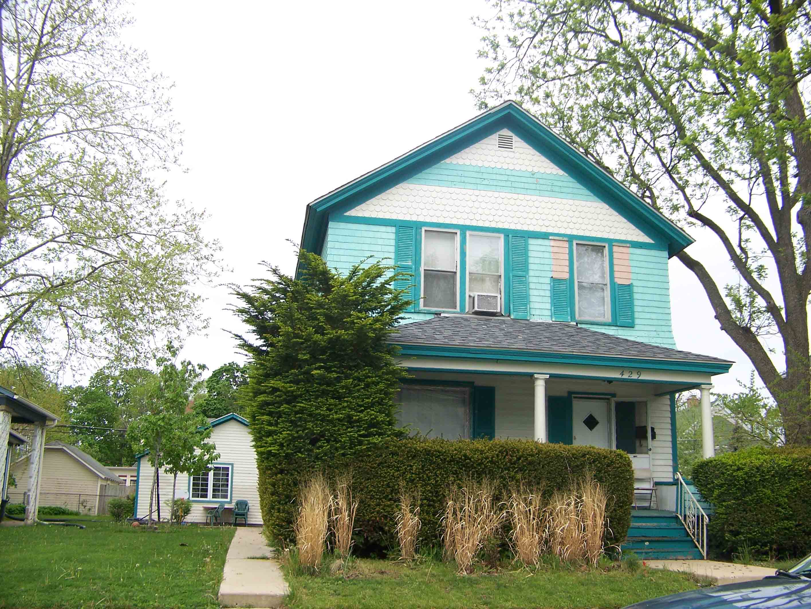 429 Grant Place, Aurora, IL 60505 