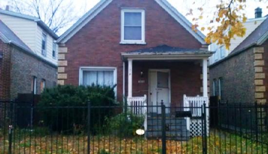 1018 N Karlov Ave, Chicago, IL 60651 