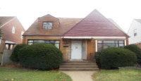 7325 West 56th Street, Summit, IL 60501 