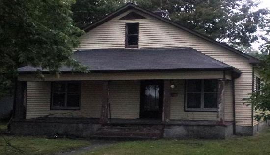 209 N Trolley, Benld, IL 62009 