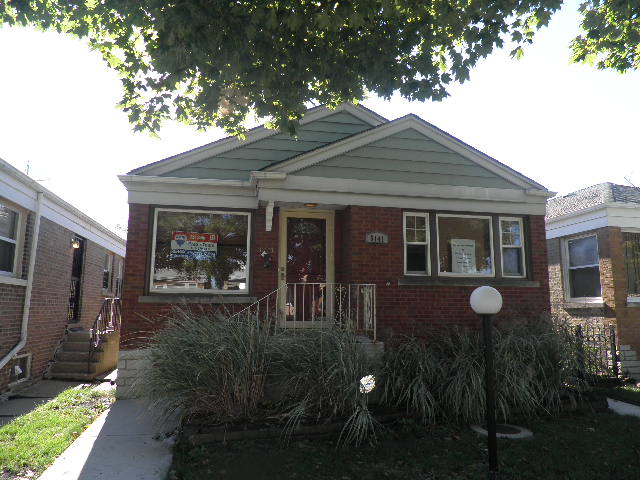 5141 St Paul, Chicago, IL 60639 