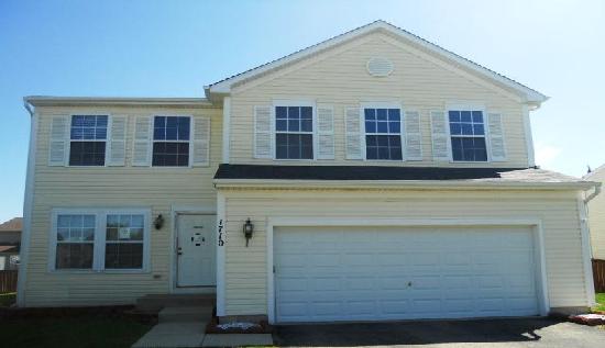 1710 Heatherstone Ave, Montgomery, IL 60538 