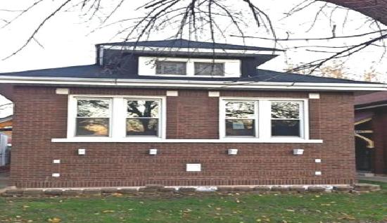 9607 S Carpenter St, Chicago, IL 60643 
