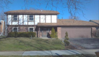 688 Niagara Dr, Bolingbrook, IL 60440 