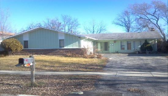 358 Sword Way, Bolingbrook, IL 60440 