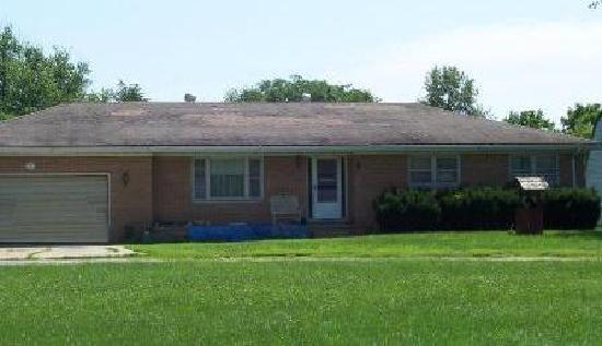 698 North Oaklane Road, Springfield, IL 62707 