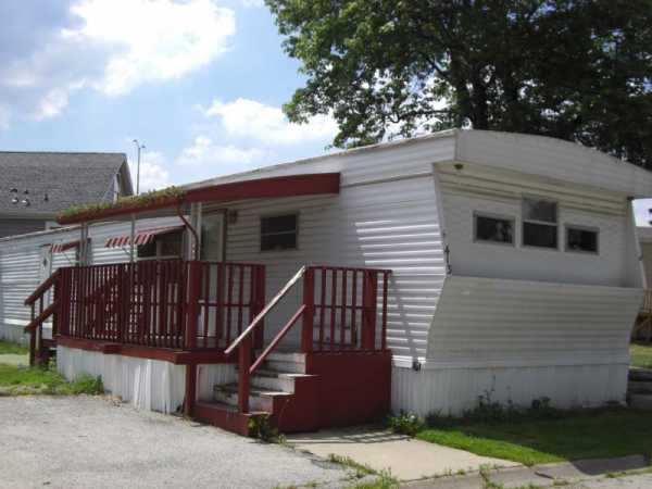 413 Sterling East, Justice, IL 60458 