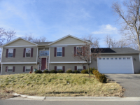 370 Lake Park Ave, Round Lake Beach, IL 60073 
