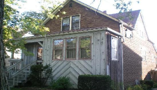 10627 South Avenue H, Chicago, IL 60617 