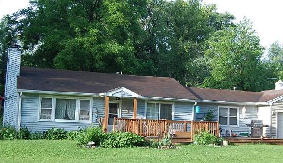 120 Woody Way, Lake In The Hills, IL 60156 