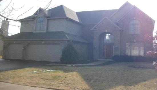 2320 Fescue Rd, Naperville, IL 60564 