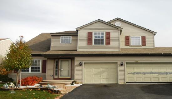 117 Troutman Dr, Bartlett, IL 60103 