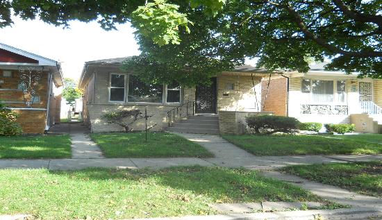 8121 South Claremont Avenue, Chicago, IL 60620 