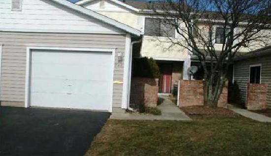 742 Lakeview Pt # 742, Schaumburg, IL 60194 