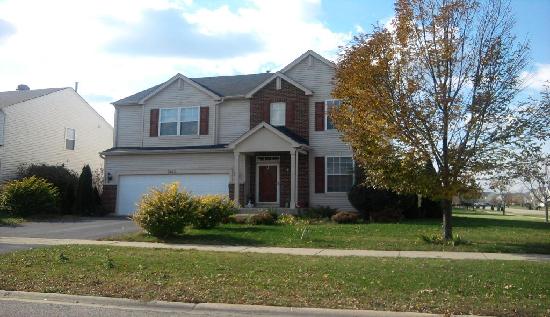 2160 N. Lotus Drive, Round Lake, IL 60073 