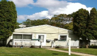 2010 20th St, Zion, IL 60099 