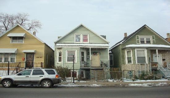 2032 North Pulaski Road, Chicago, IL 60639 